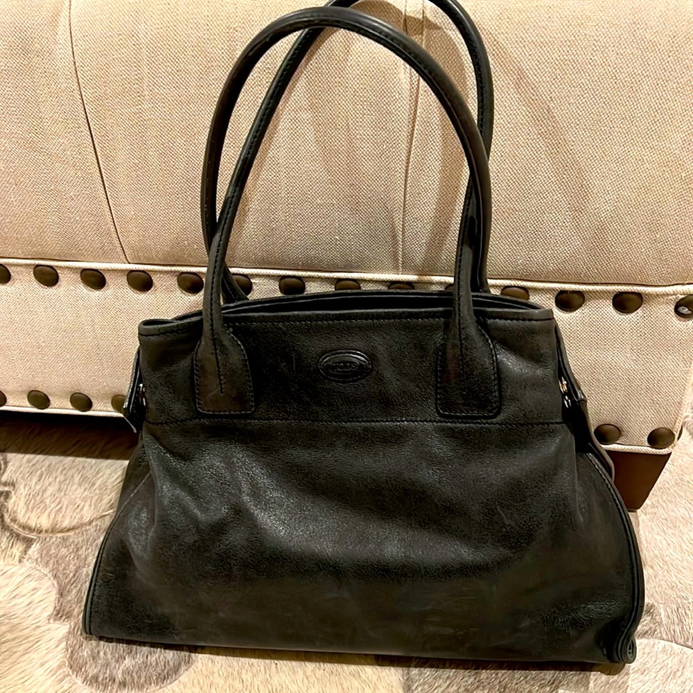 Tod’s black leather handbag